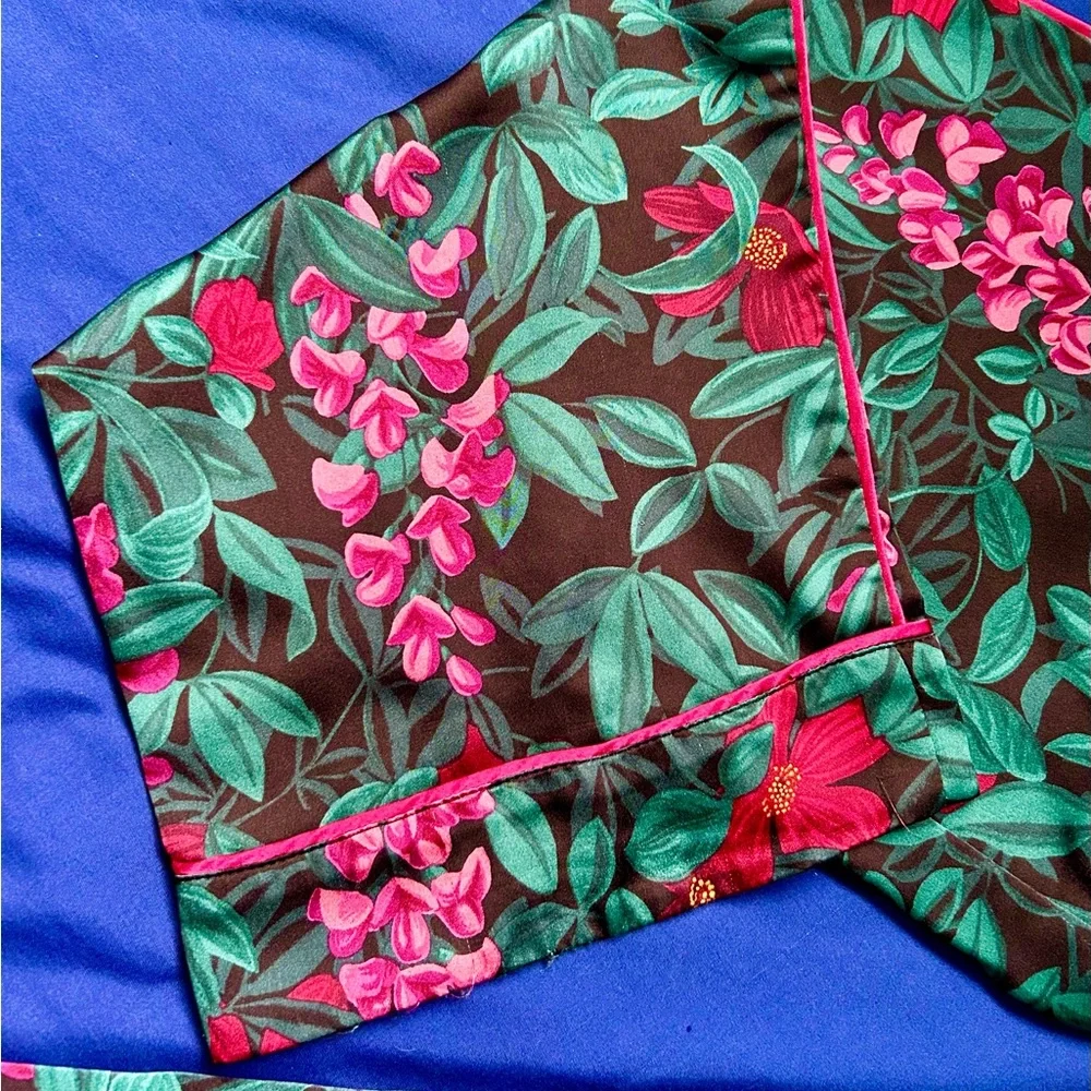 Ann Taylor Dark Green, Pink Tropical Floral Pajama Set, Size M - Picture 12 of 15